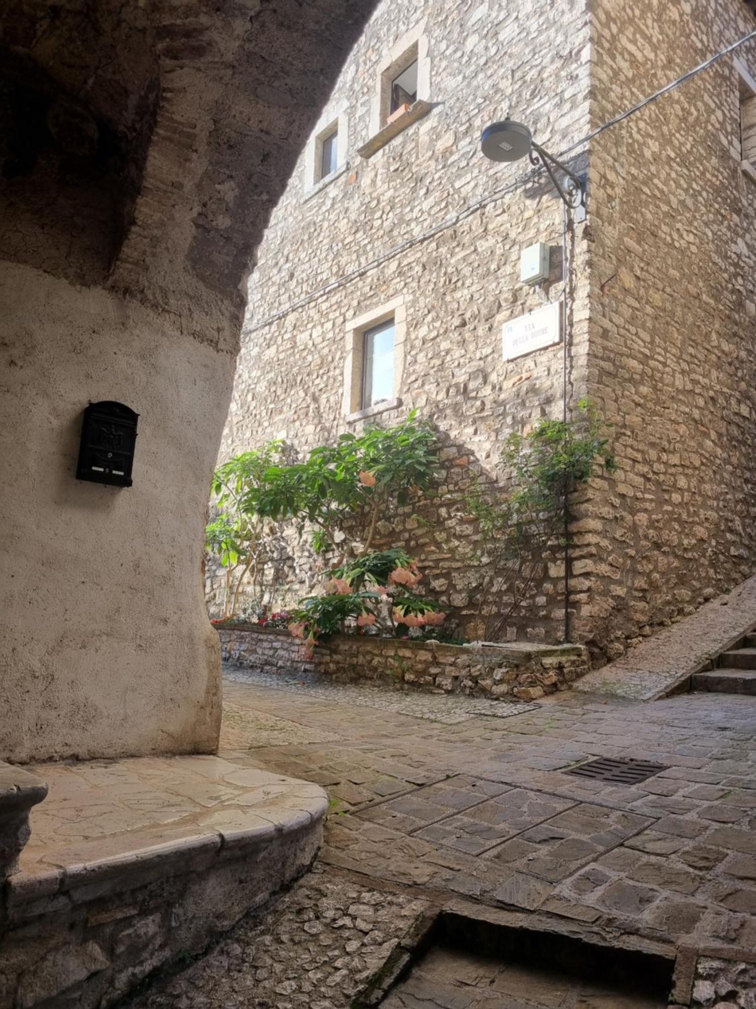 Cuore Del Castello Arrone 外观 照片